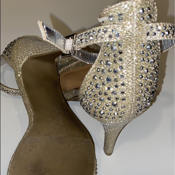 MATERIAL GIRL HEELS - Picture 6 of 6